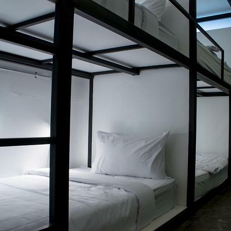 เพลิน เพลิน เบด แอนด์ ไบค์ Hotel เชียงใหม่ ภายนอก รูปภาพ