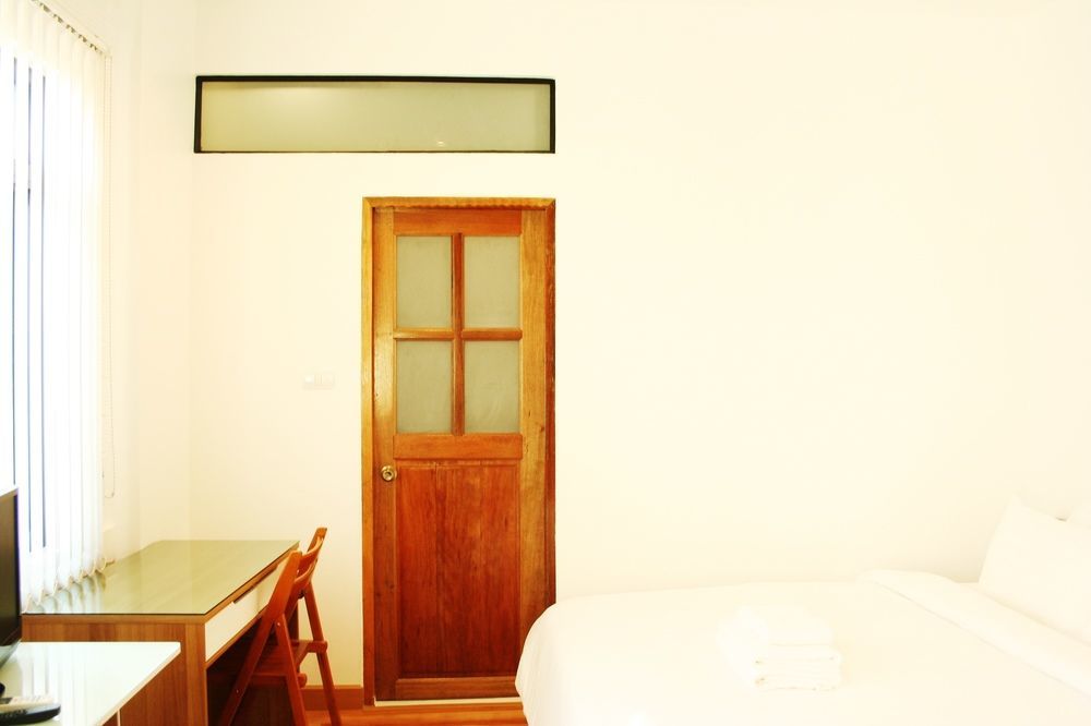 เพลิน เพลิน เบด แอนด์ ไบค์ Hotel เชียงใหม่ ภายนอก รูปภาพ