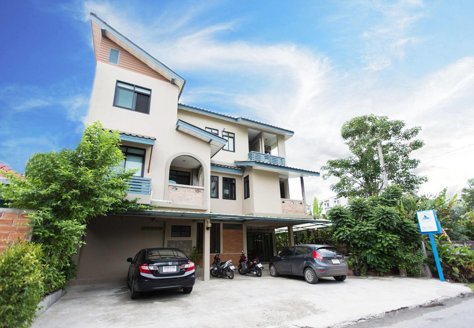 เพลิน เพลิน เบด แอนด์ ไบค์ Hotel เชียงใหม่ ภายนอก รูปภาพ